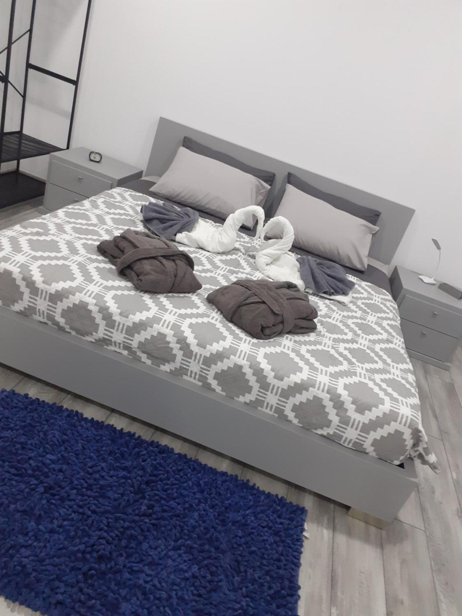 DELUXE YIOTA`S STUDiO ! Klorakas Zimmer foto